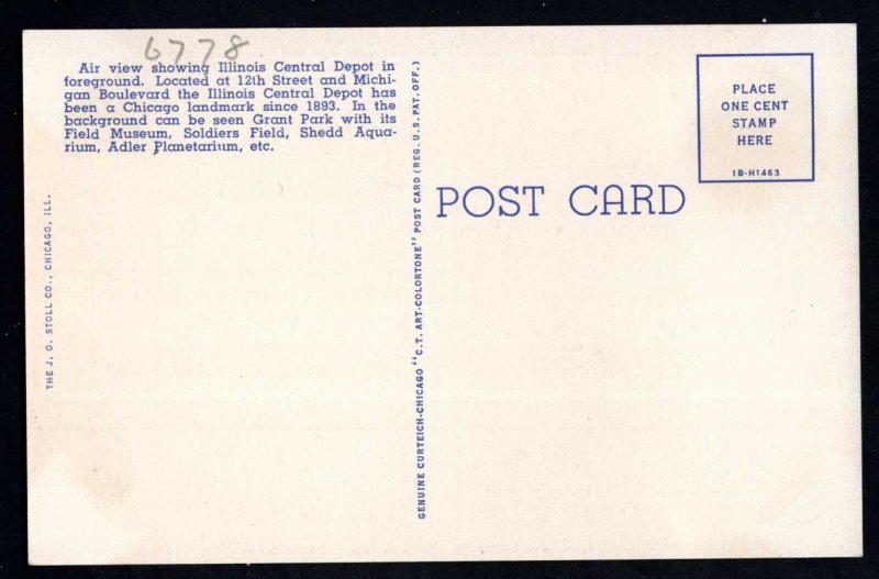 Illinois CHICAGO Air View showing Illinois Depot in Foreground - Linen