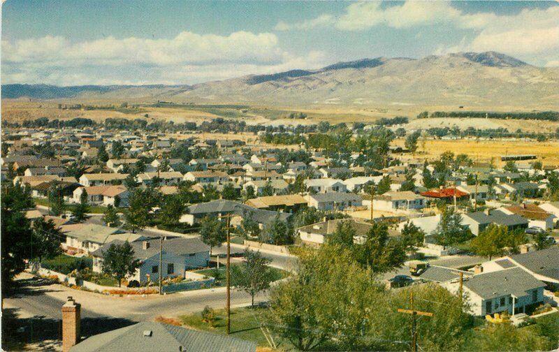 Reno Nevada Westfield Village Residential Old Lamp Box Crocker Postcard 1039