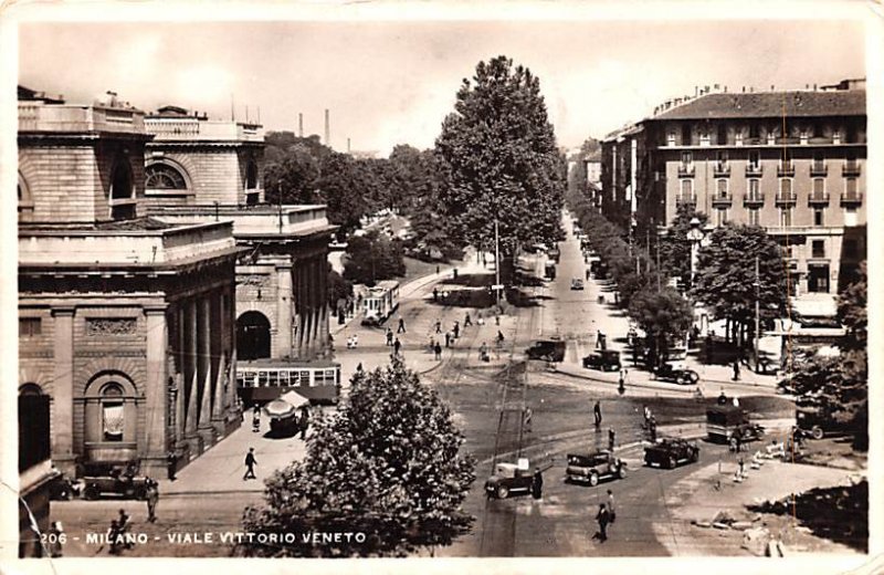 Viale Vittorio Veneto Milano Italy 1911 