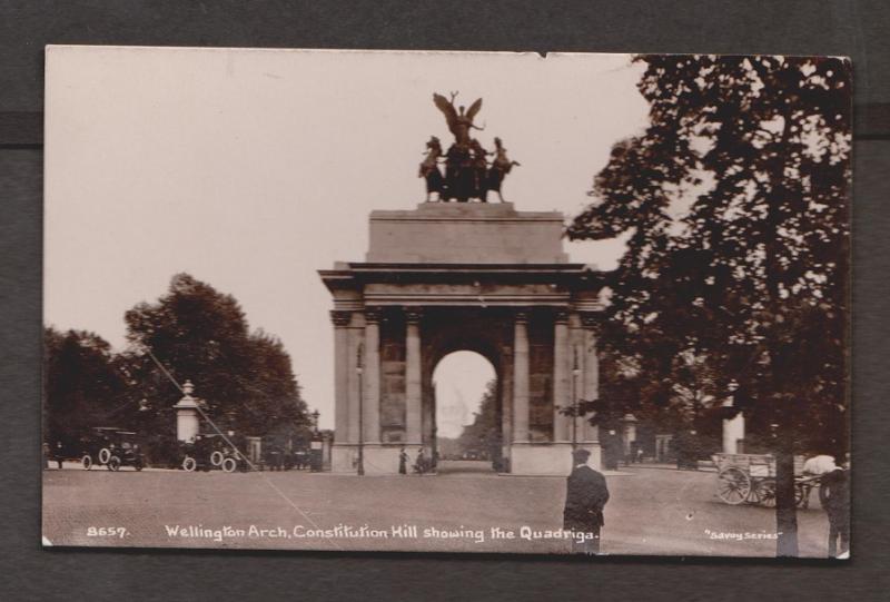 Wellington Arch & Constitution Hill Real Photo - Used 1914 Scratch & Wear