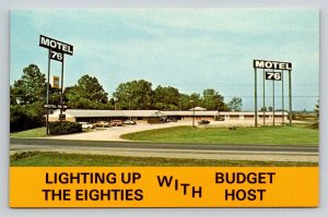 Vintage MOTEL 76 Hebron Ohio Postcard - Budget Host 1980s Chrome
