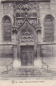 France Dijon Porte Sud de l'Eglise Saint Michel