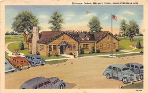 J45/ Decorah Iowa Postcard Linen Entrance Lodge Niagara Cave Autos 233