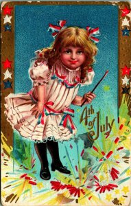 4th Of July Fireworks Little Girl in Dress GIlt Embossed 1910 Vtg Postcard 