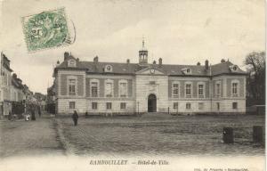 CPA RAMBOUILLET-Hotel de Ville (260276)