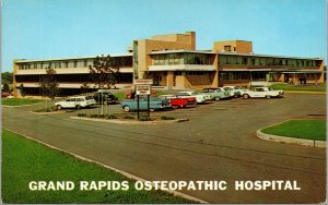 Vtg Grand Rapids Michigan MI Osteopathic Hospital Old Cars Unused Postcard