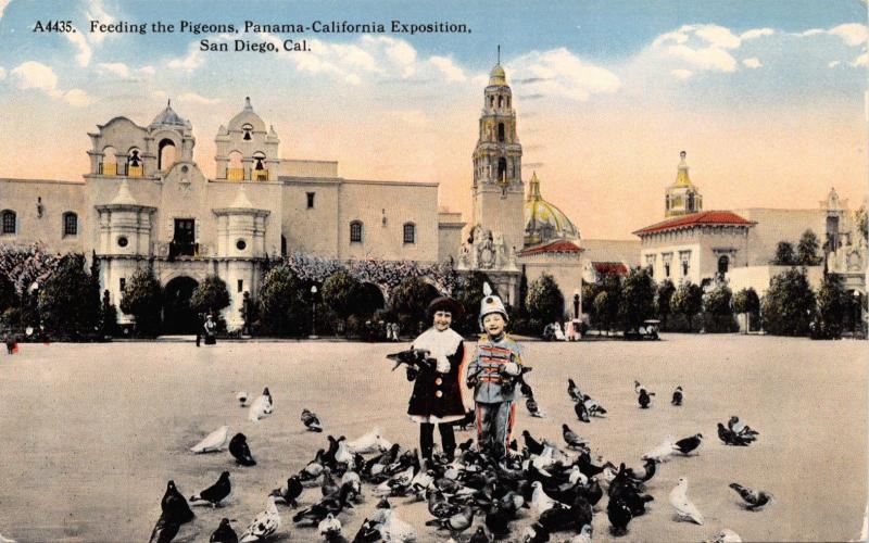 SAN DIEGO CA~FEEDING PIGEONS-PANAMA CALIFORNIA EXPOSITION OF 1915 POSTCARD