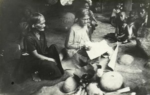 indonesia, CELEBES SULAWESI, Native Buganese Women and Children (1920s) RPPC