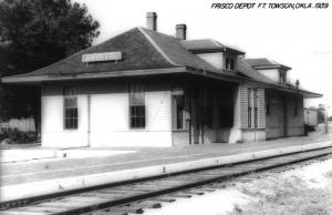 Towson Oklahoma Frisco Railroad Depot Real Photo Vintage Postcard K89048