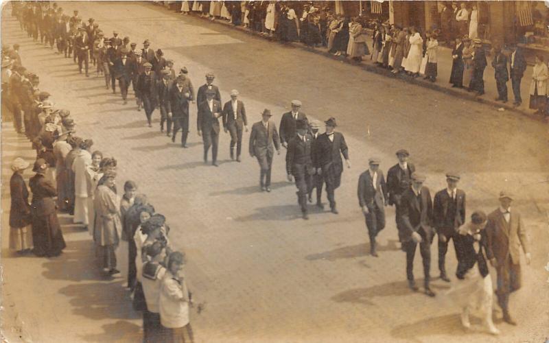 F15/ Parade Real Photo RPPC Postcard c1910 Men in Suits 5