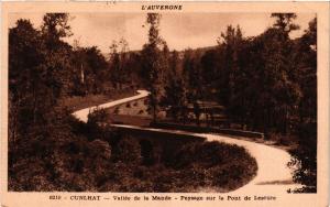 CPA CUNLHAT Vallée de la Mande - Paysage sr le Pont de Lescure (409911)