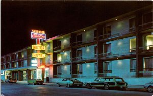 VINTAGE POSTCARD SHERATON - CARLTON MOTOR HOTEL WINNIPEG MANITOBA CANADA 1960s