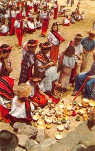 Guatemala Native Indians Market Day Village Santiago Atitlan postcard B908
