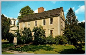 Deerfield Massachusetts 1960s Postcard Wells-Thorn House