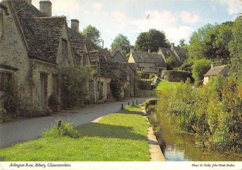 BR82225 arlington row bibury gloucestershire   uk