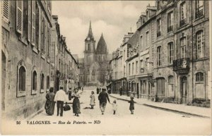 CPA VALOGNES - Rue de Poterie (138026)