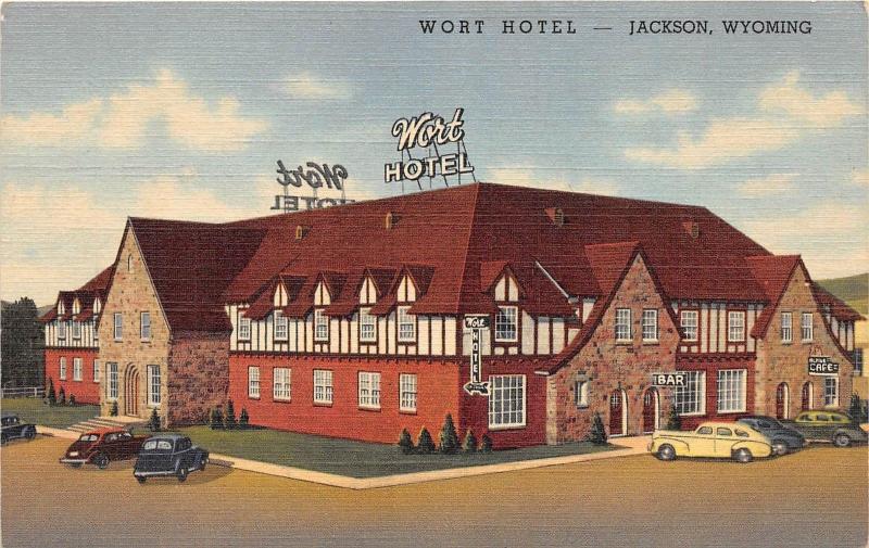 C41/ Jackson Wyoming Wy Postcard Linen Wort Hotel Building Autos