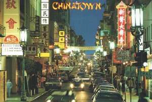 VINTAGE POSTCARD CONTINENTAL SIZE NIGHT STREET SCENE CHINATOWN GRANT AVENUE