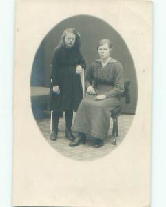 circa 1910 rppc PRETTY GIRL WITH YOUNG MOTHER o2736
