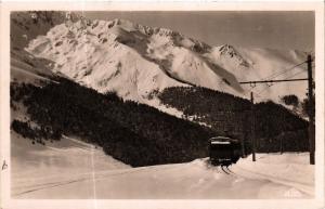 CPA SUPERBAGNERES (alt 1800 m) - Arrivée du Funiculaire sur le Plateau (582828)