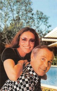 Johnny Carson & wife Joanna Tonight Show Host 1980 Vintage Postcard