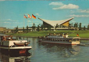 Germany Berlin Kongresshalle und Spree