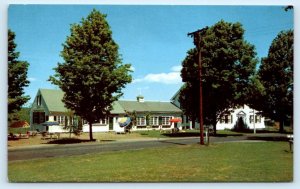 CHARLETOWN-CLAREMONT, NH ~ Roadside INDIAN SHUTTERS CABIN COURT Motel Postcard