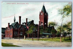 Milwaukee Wisconsin WI Postcard Union Depot Exterior View Building 1910 Vintage