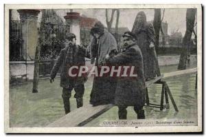 Old Postcard Courbevoie Janier 1910 Rescue of a woman