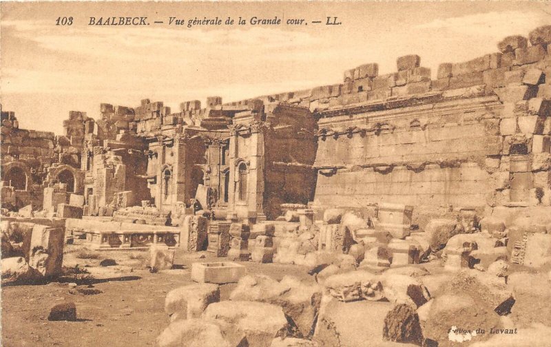 uk41856 voue generale  de la grande cour baalbek  lebanon