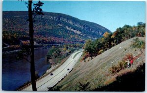 M-41406 Autumn At Delaware Water Gap New Jersey