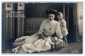 1907 Woman And Little Kids Royalty Germany Princess RPPC Photo Antique Postcard