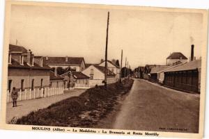 CPA MOULINS - La Madeleine-La Brasserie et Route Montilly (262571)