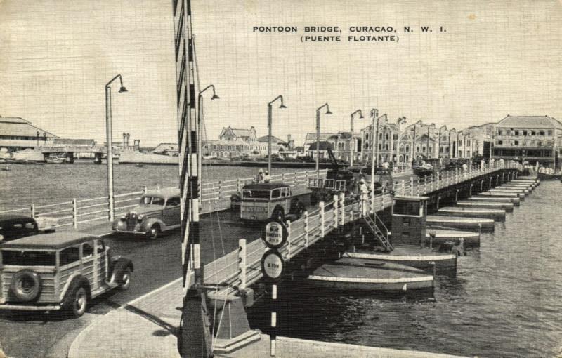 curacao, N.W.I., WILLEMSTAD, Pontoon Bridge, Puente Flotante, Cars (1940s)