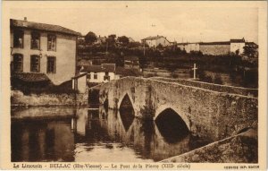 CPA Le Limousin - BELLAC - Le Pont de la Pierre (122511)