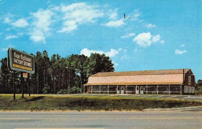 Fairfax Alabama Cape Craft Pine Street View Vintage Postcard K46896