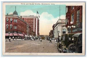 Davenport Iowa Postcard Third Brady Street Classic Cars Buildings c1920 Antique