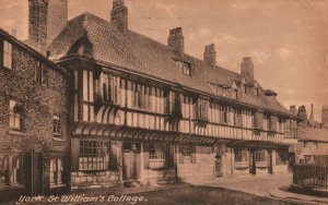 Vintage Postcard 1910's York Saint Williams College Building England