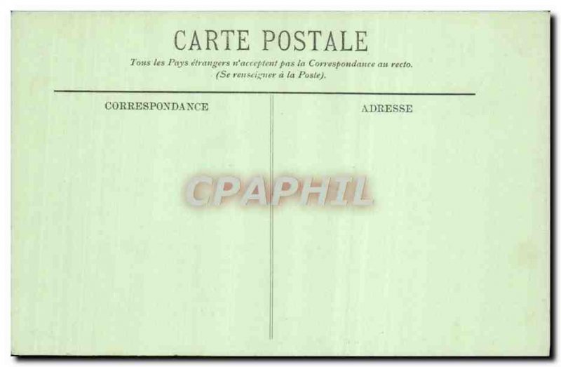 Old Postcard Busset L & # 39Entree du Chateau