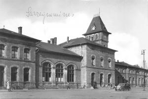 BR17243 Sarreguemines Gare principale   france