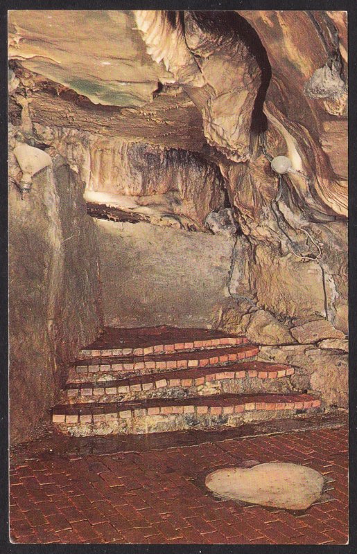 NY - Cobleskill - Bridal Altar - Titans Temple- Howe Caverns