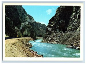 Vintage Tunnels South Of Thermopolis, Wyo. Postcard #5D E