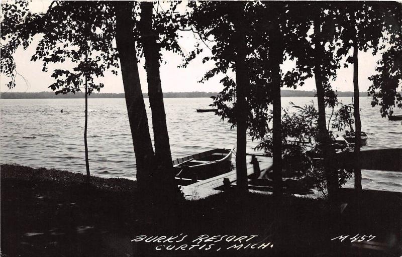 A83/ Curtis Michigan Mi Real Photo RPPC Postcard 1950 Burk's Resort Boat Dock