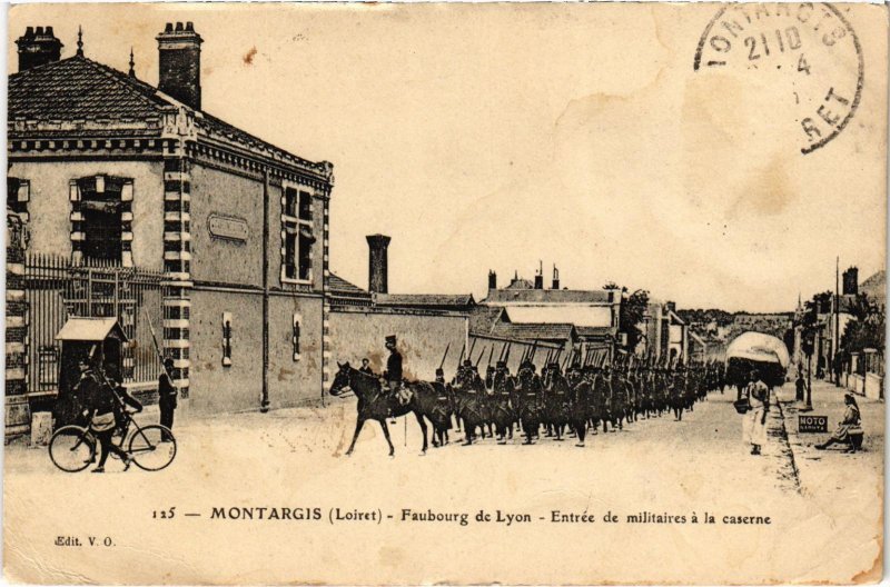 CPA Militaire - MONTARGIS - Faubourg de Lyon (90152)