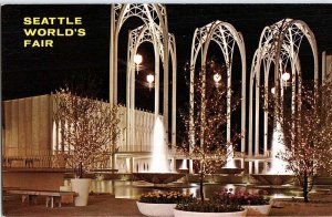 Postcard BUILDING SCENE Seattle Washington WA AJ1074