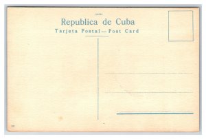 Paseo de Marti Prominade Street View  Havana Cuba UNP DB Postcard B19