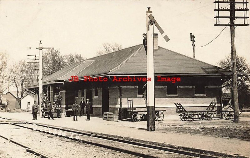 Depot, Iowa, Osceola, RPPC, Chicago Burlington & Quincy Railroad Station, Photo