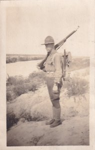RPPC: Soldier on Guard Duty, mint (61561)
