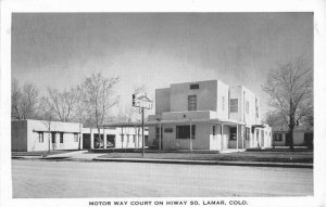 Autos Motor Way Court Highway 50 Lamar Colorado 1951 Postcard Nationwide 8414