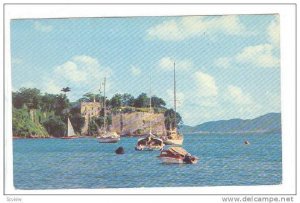 The Bay of Fort De France and Fort St.Louis,  Martinique, F.W.I. 40-60s